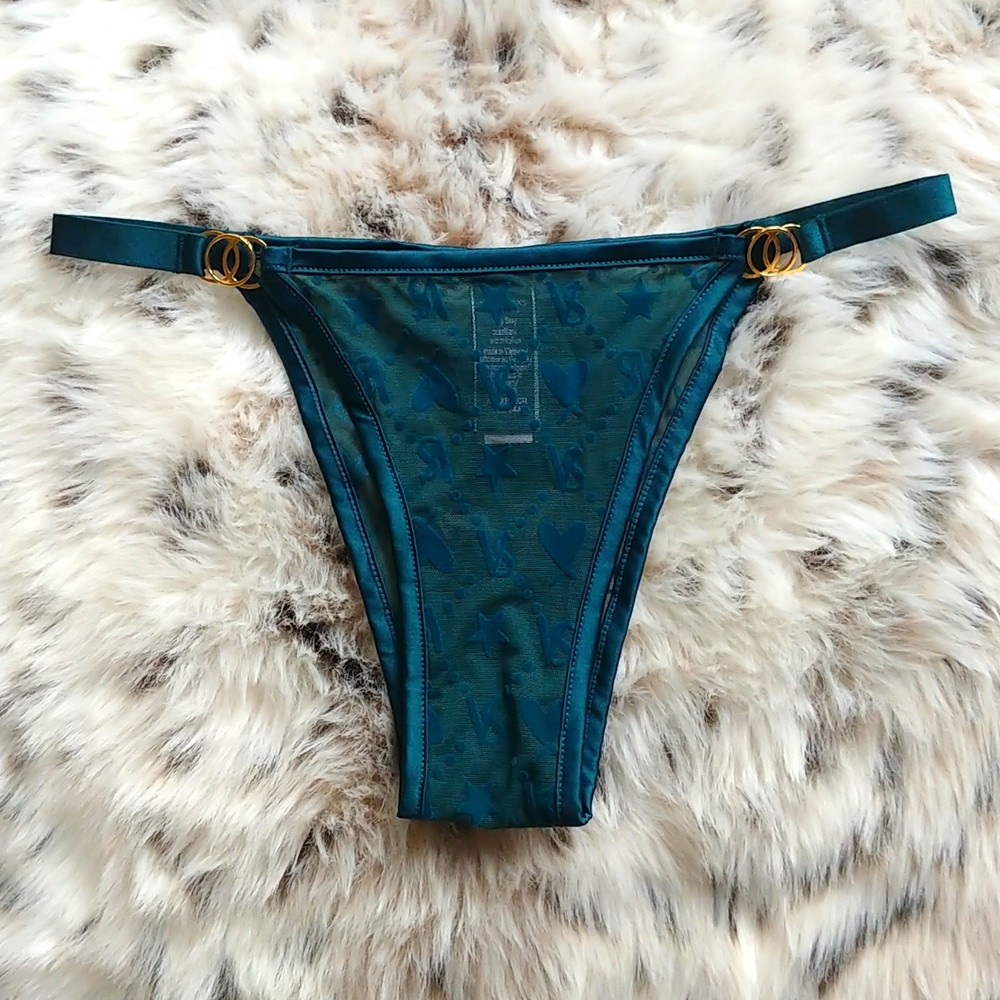 VS Very Sexy Brazilian